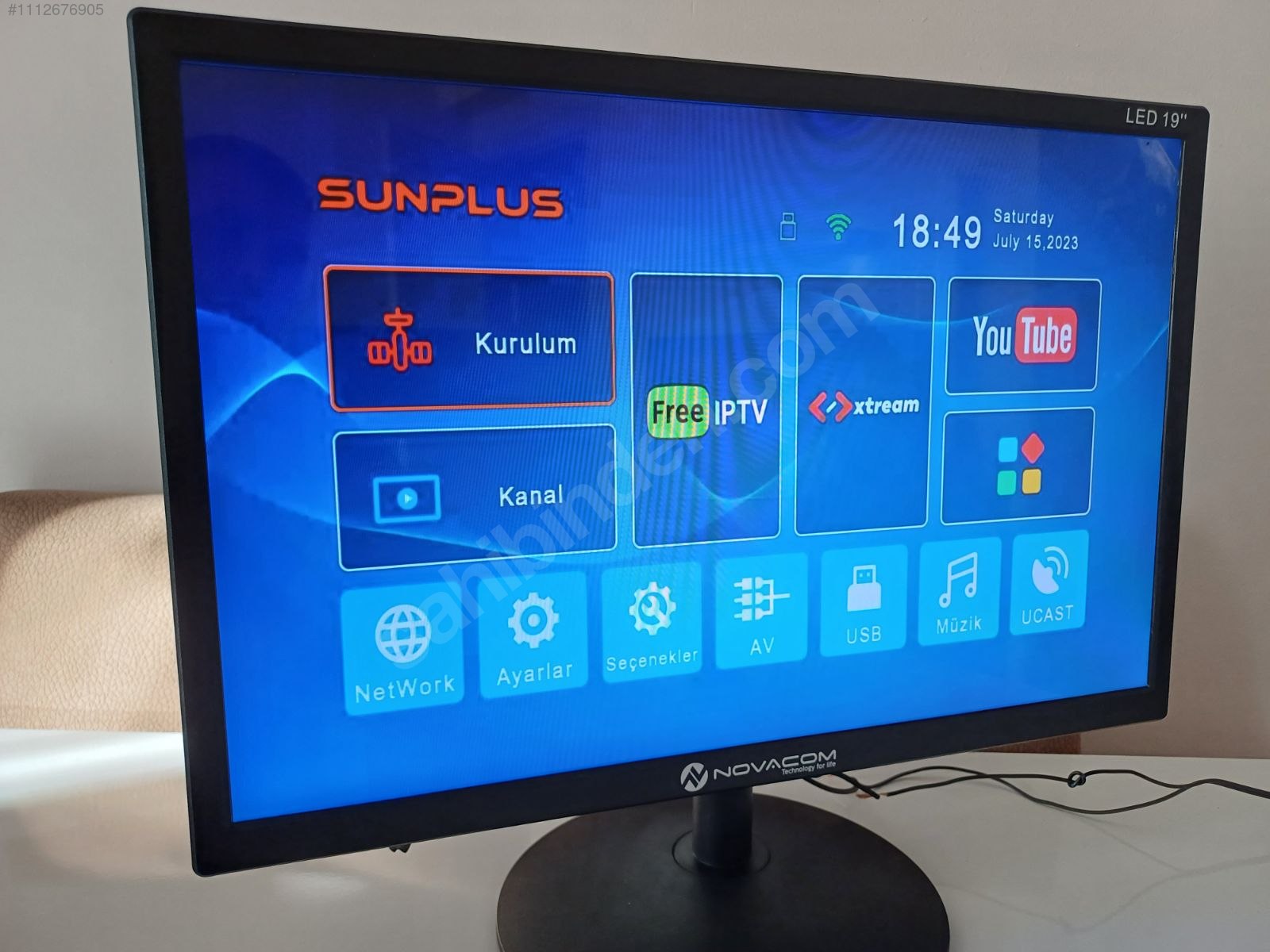 Novacom%2019%20inç%20Monitör+İptv+Tv%20askı%20aparatı+kumanda